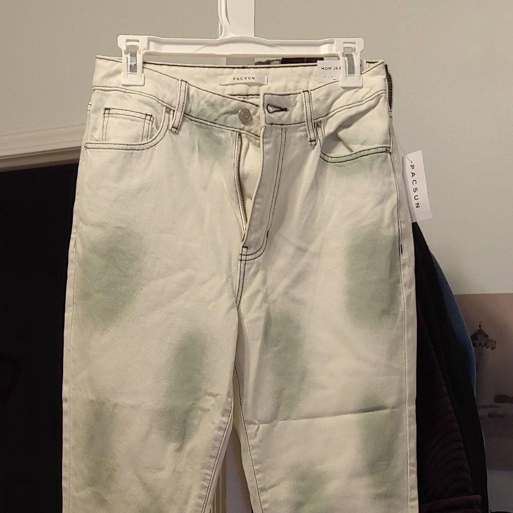 NWT Pacsun turquoise spray paint mom jeans